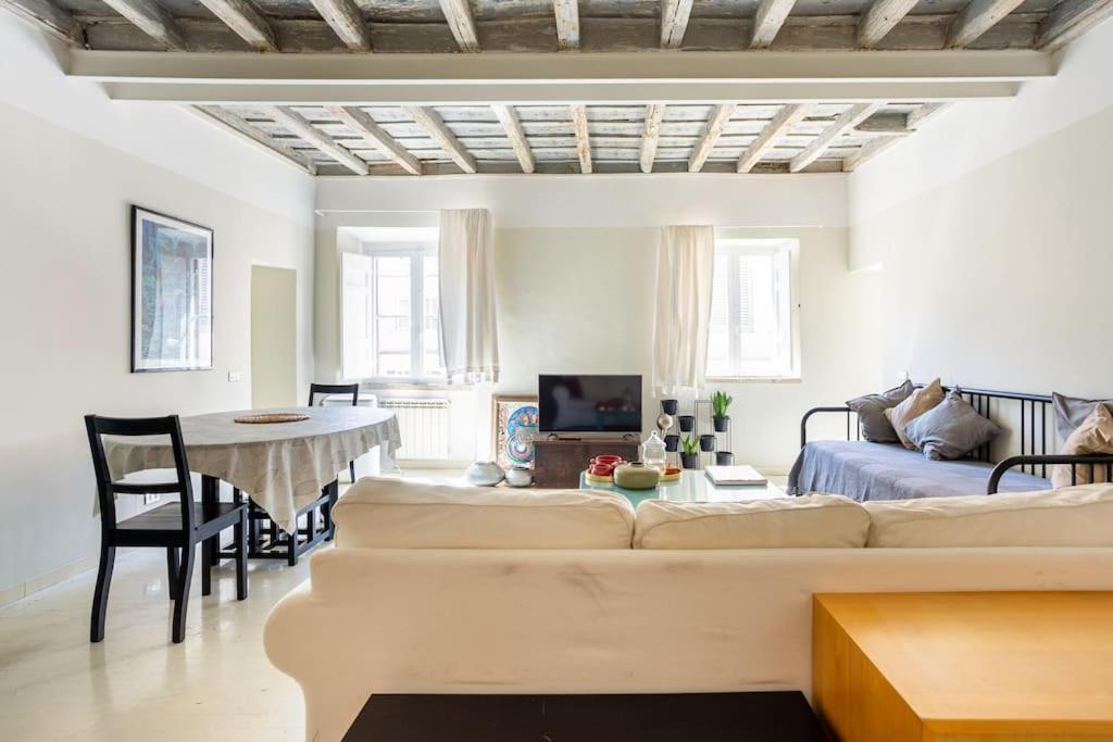 Best Authentic Apartment Monti 5 Mins From Colosseum Eksteriør bilde
