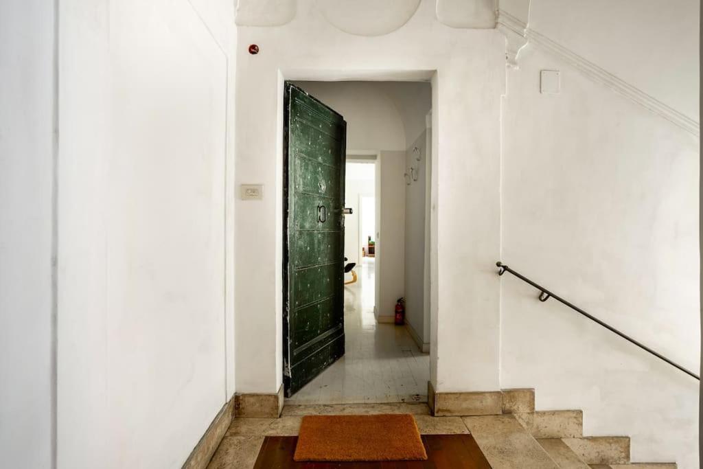 Best Authentic Apartment Monti 5 Mins From Colosseum Eksteriør bilde